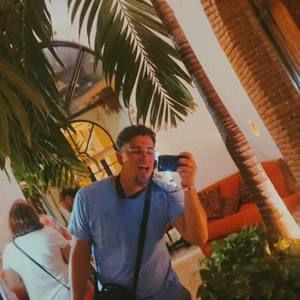 Meet your Posher, Jorge